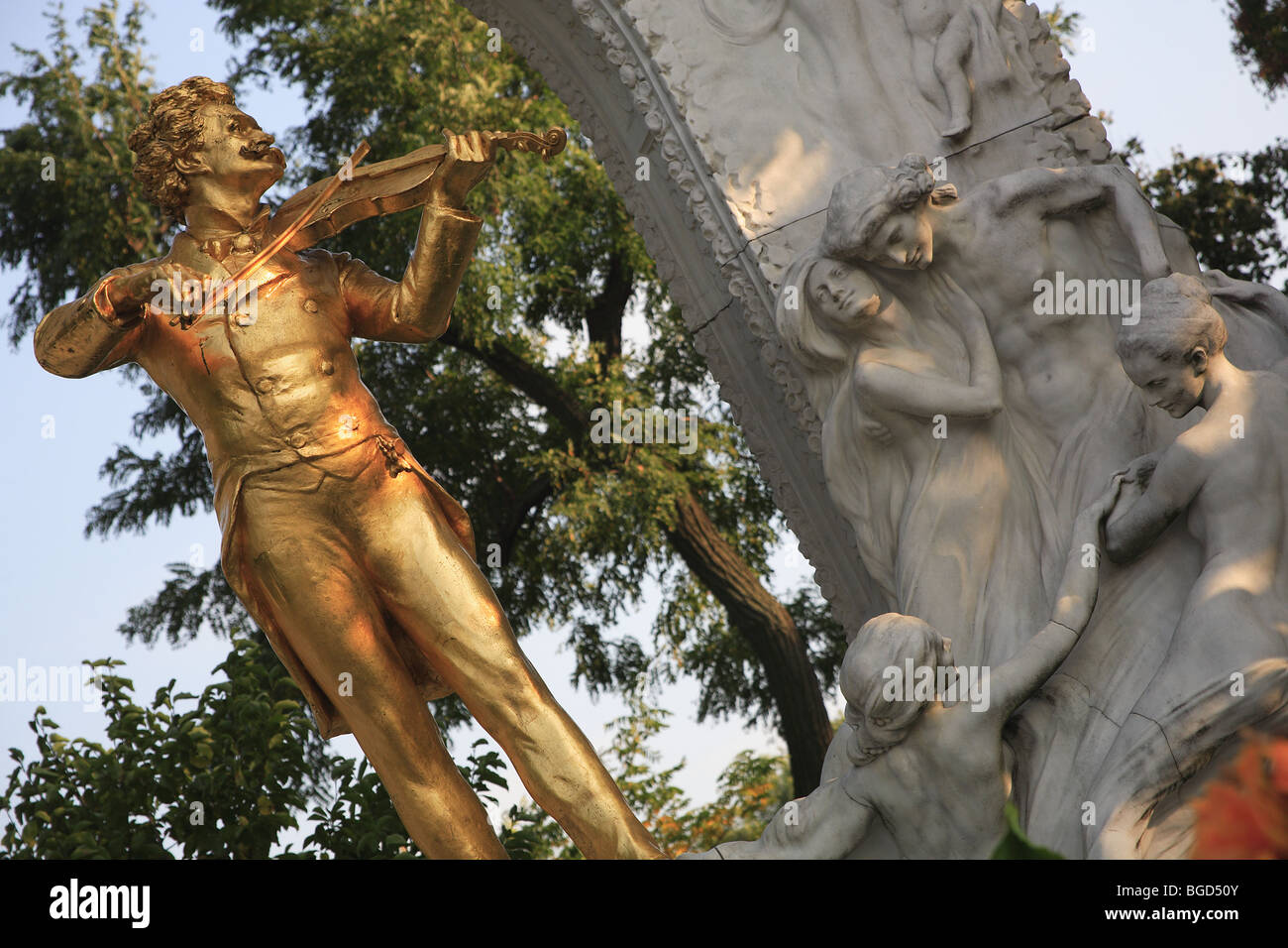 Statue of Johann Strauss in the Stadtpark, Vienna, Austria Stock Photo