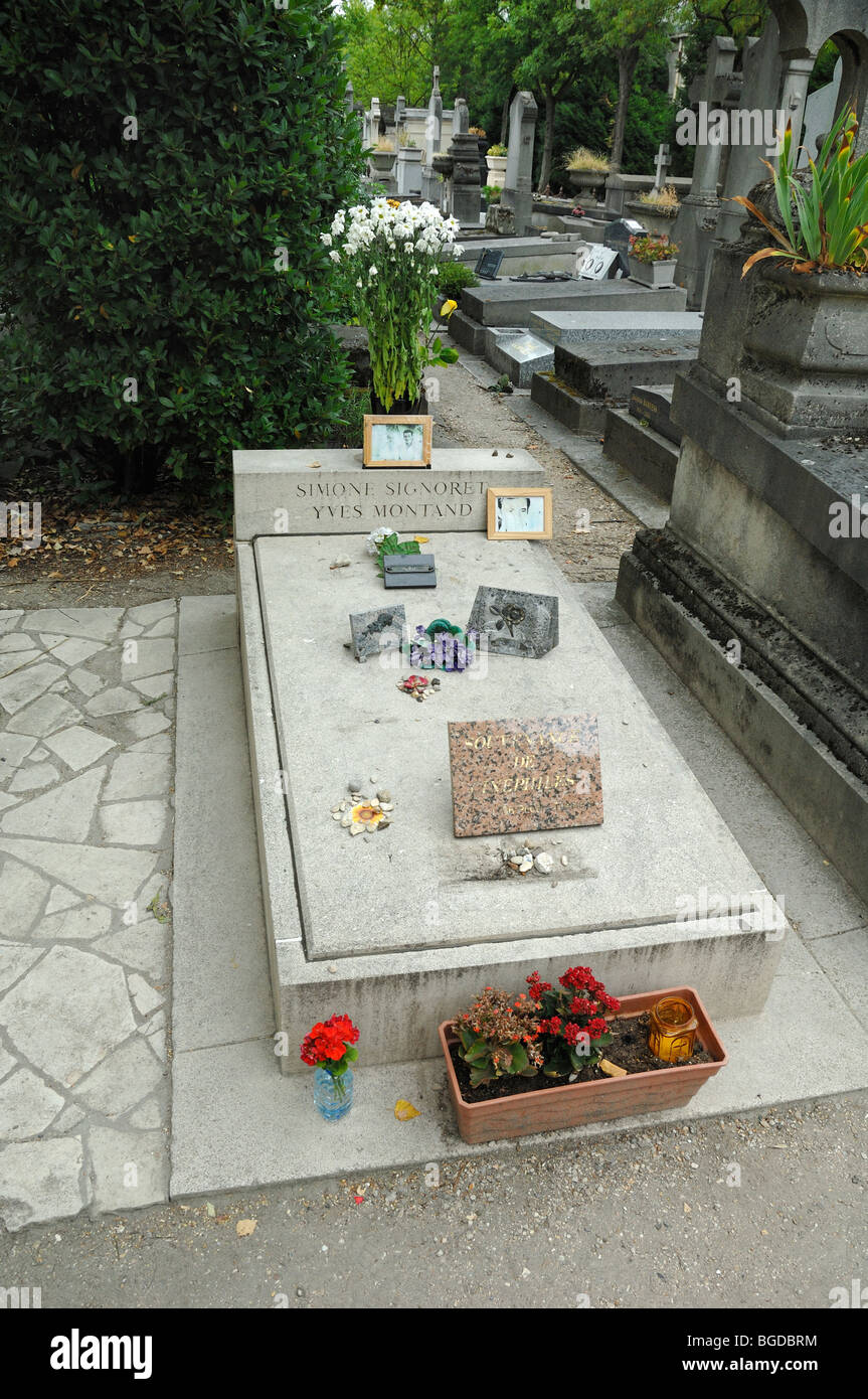 Tomb of Yves Montand (1921-1991) or Yves Montand's Tomb at Pere Lachaise Cemetery, Menilmontant, Paris France Stock Photo