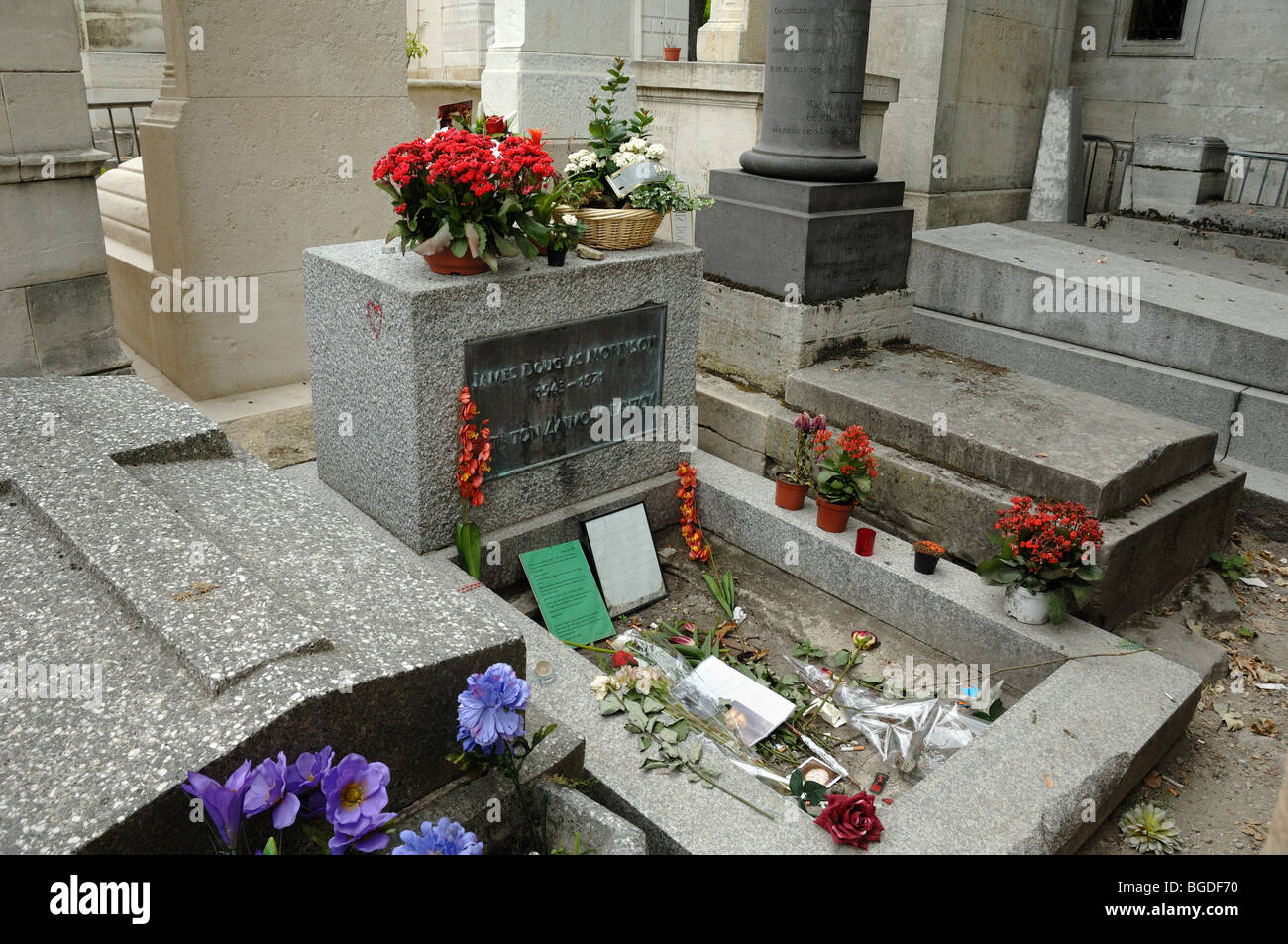 Jim Morrison (1943-1971) Tomb or Grave, Pere Lachaise Cemetery, Menilmontant, Paris, France Stock Photo
