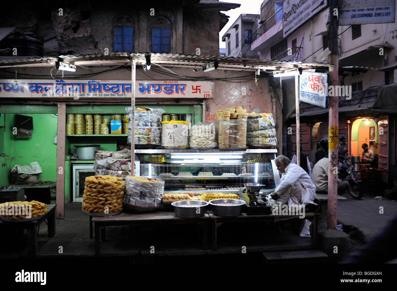 Bakery in the historic town centre of Jaipur, Rajasthan, North India