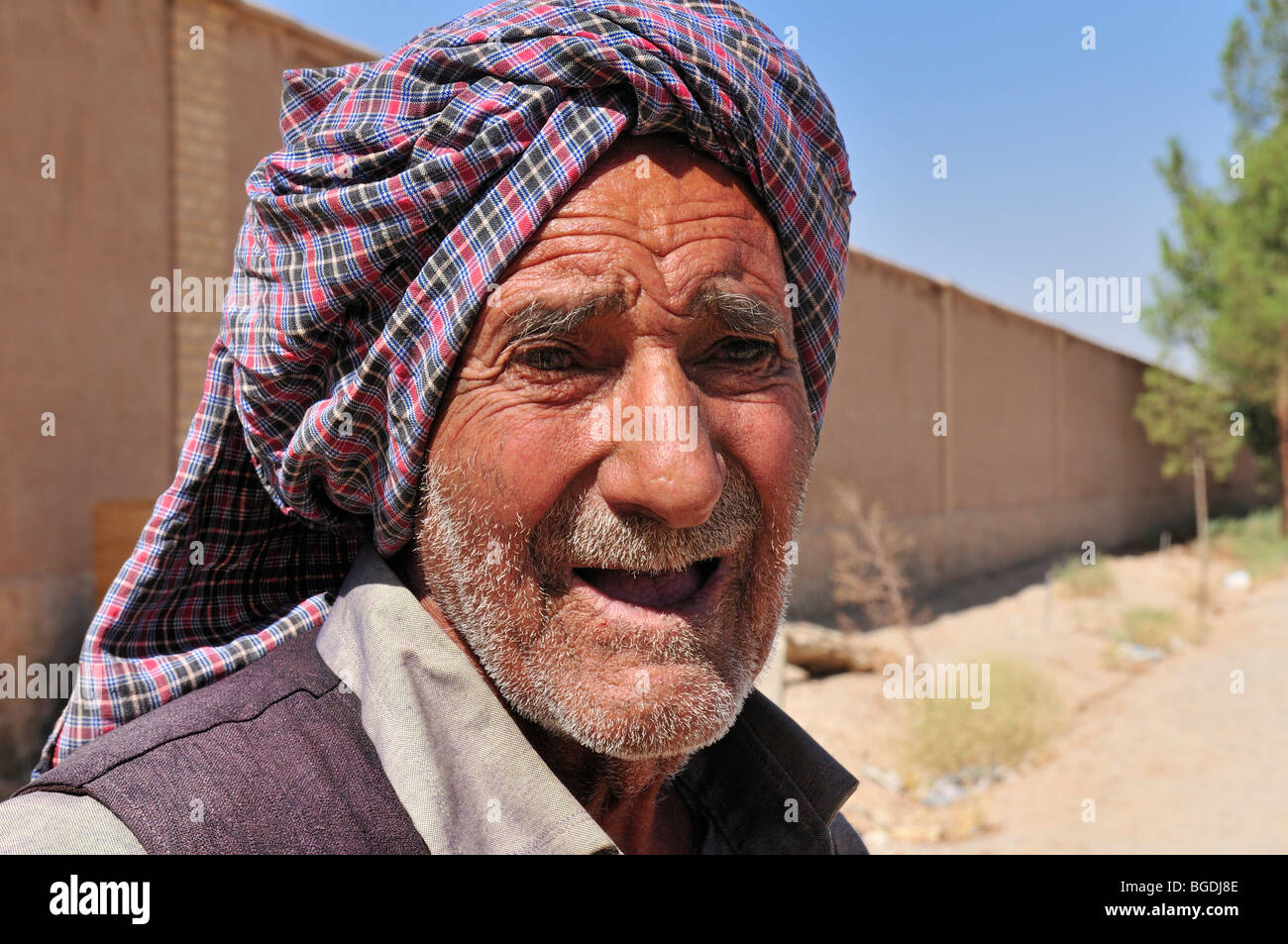 Old Iranian man in the historic town of Yazd, UNESCO World Heritage Site, Iran, Persia, Asia Stock Photo