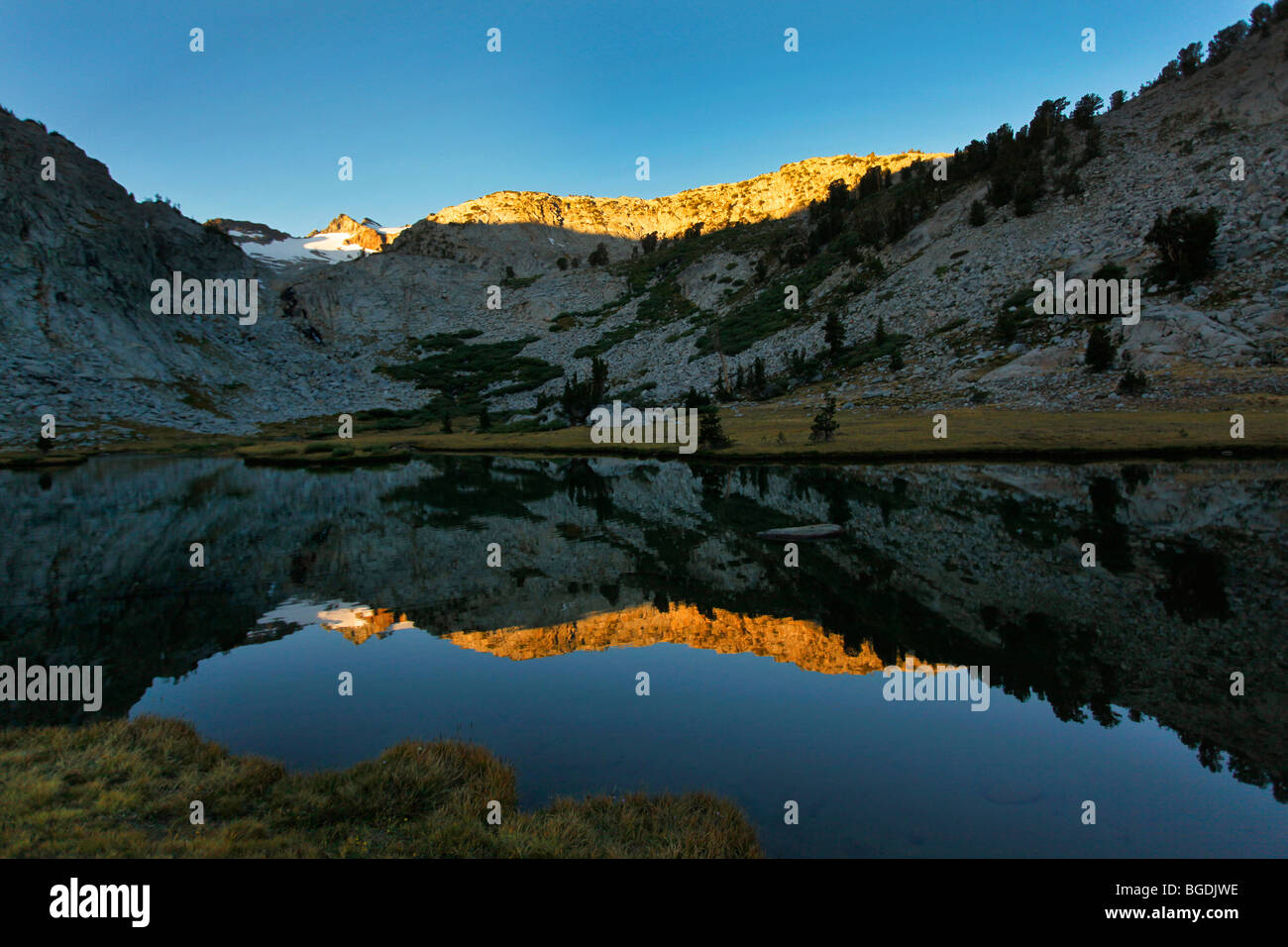 Small alpine lake just north of Donahue Pass on the John Muir Trail, Yosemite National Park, California Stock Photo