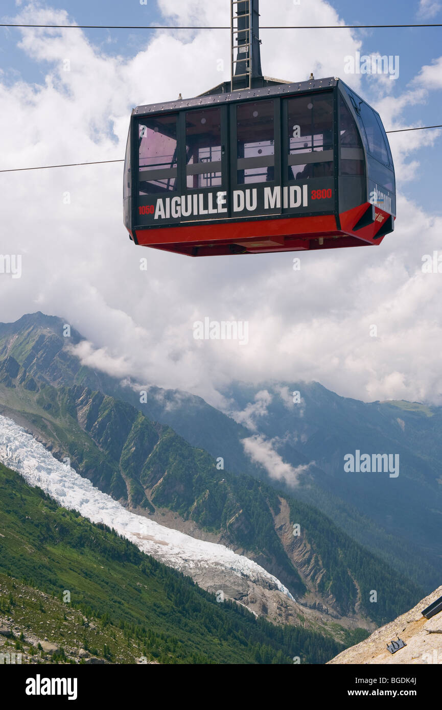Aiguille du midi cable car, Les Boissons Glacier, Chamonix Valley