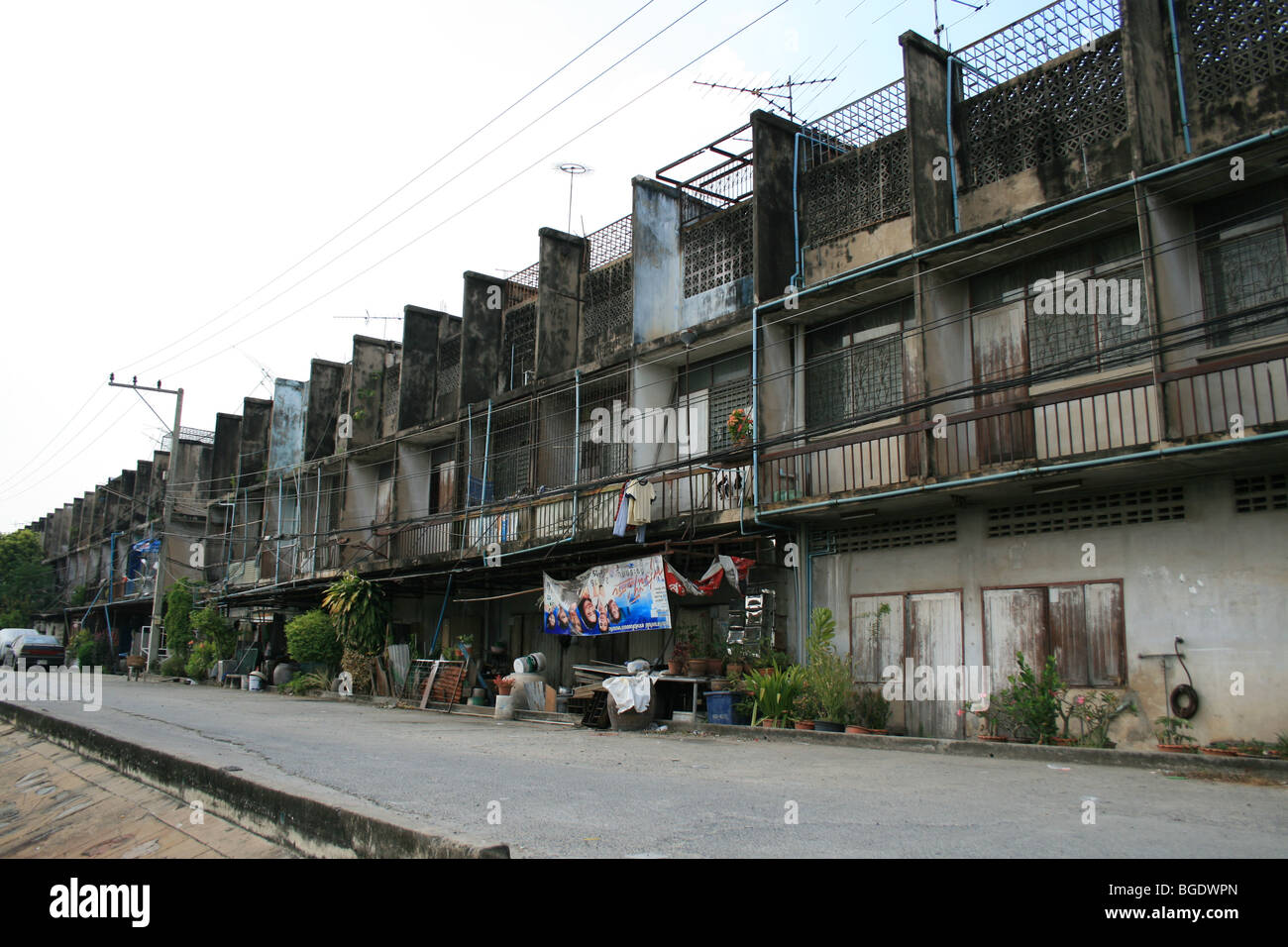 Old houses in the suburbs of Bangkok, Thailand Stock Photo Alamy