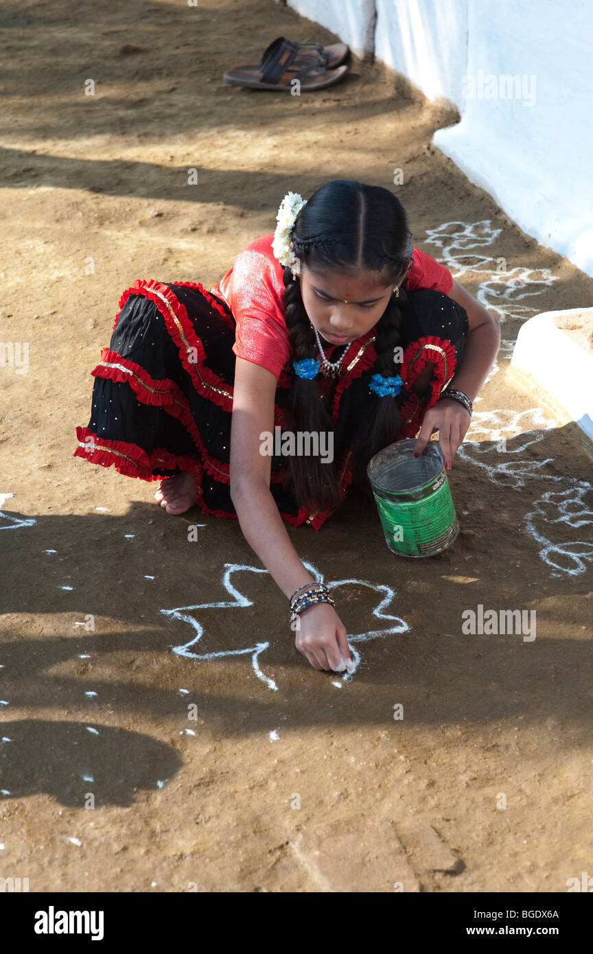 Rular Rangoli Rangoli festival designs in indian hi-res stock photography and images ...