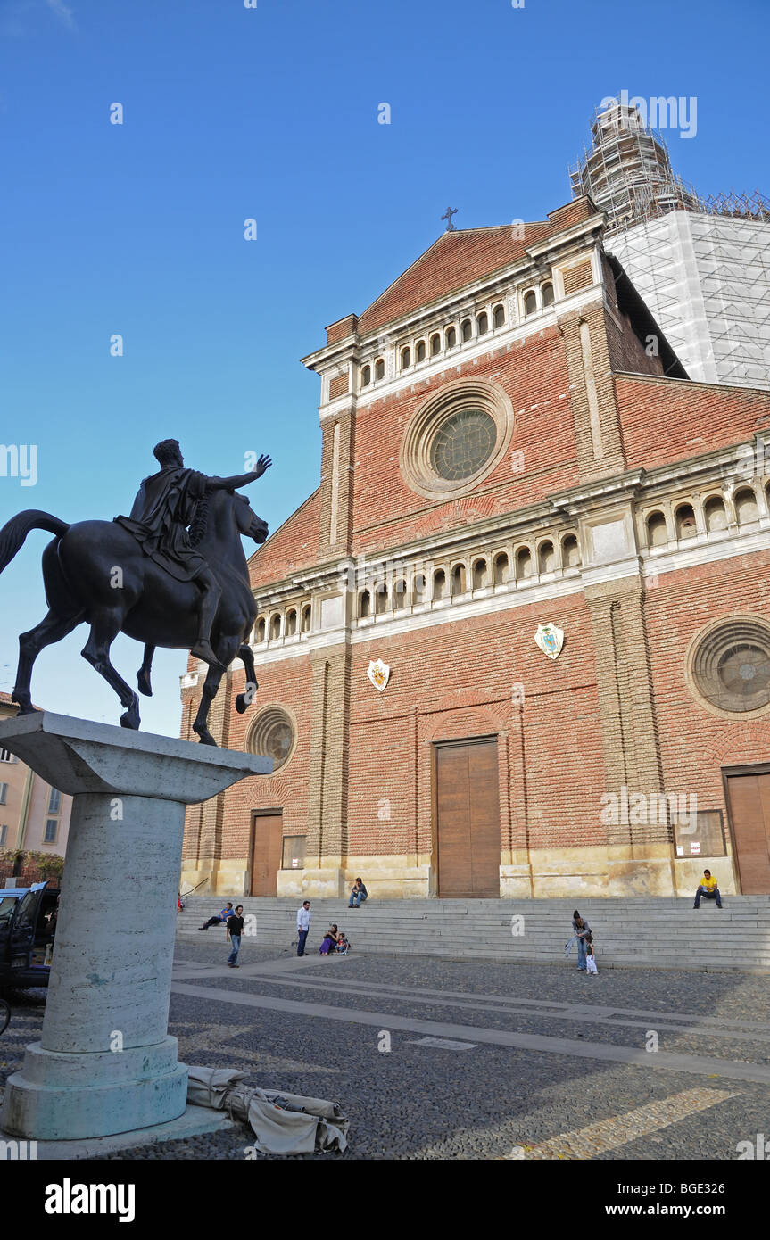1937 equestrian statue called Regisole by Francesco Messina representing Roman emperor Piazza del Duomo Pavia Italy Stock Photo