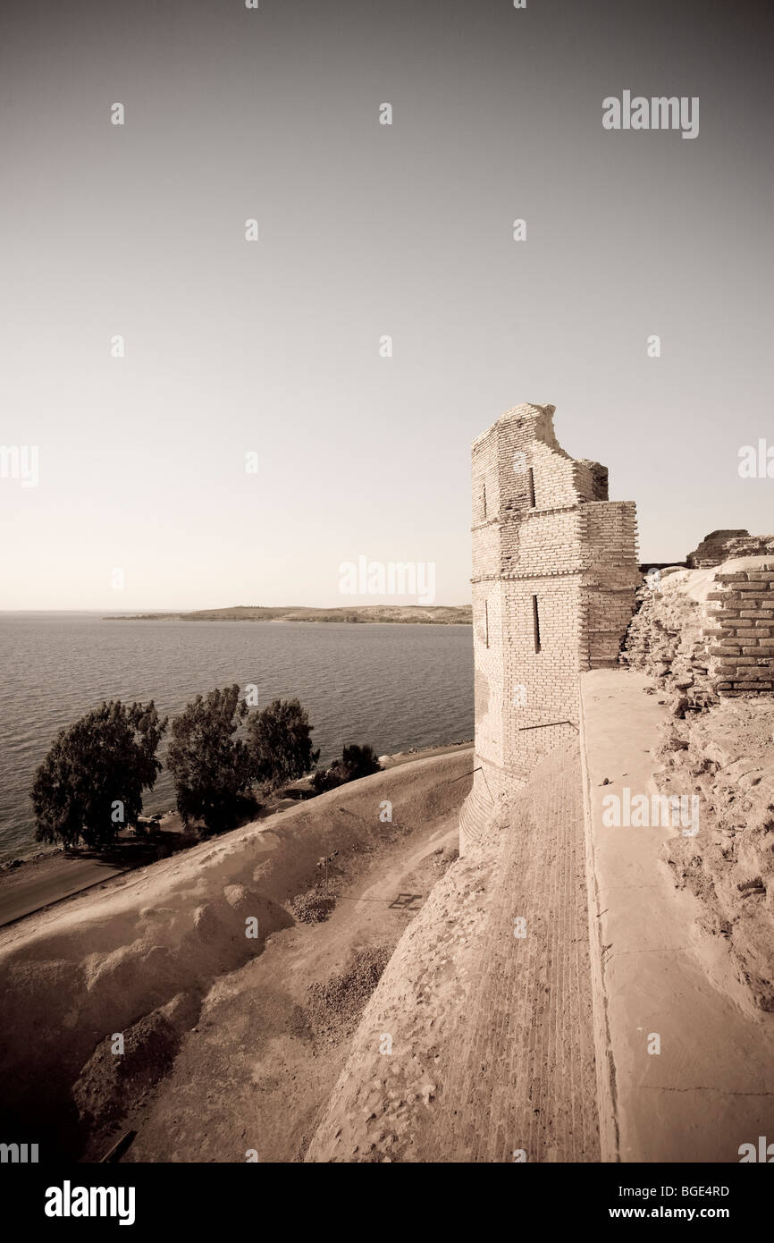 Syria, Euphrates river , Ath Thaura, Lake Al-Assad and Qalaat Jaabar Castle Stock Photo