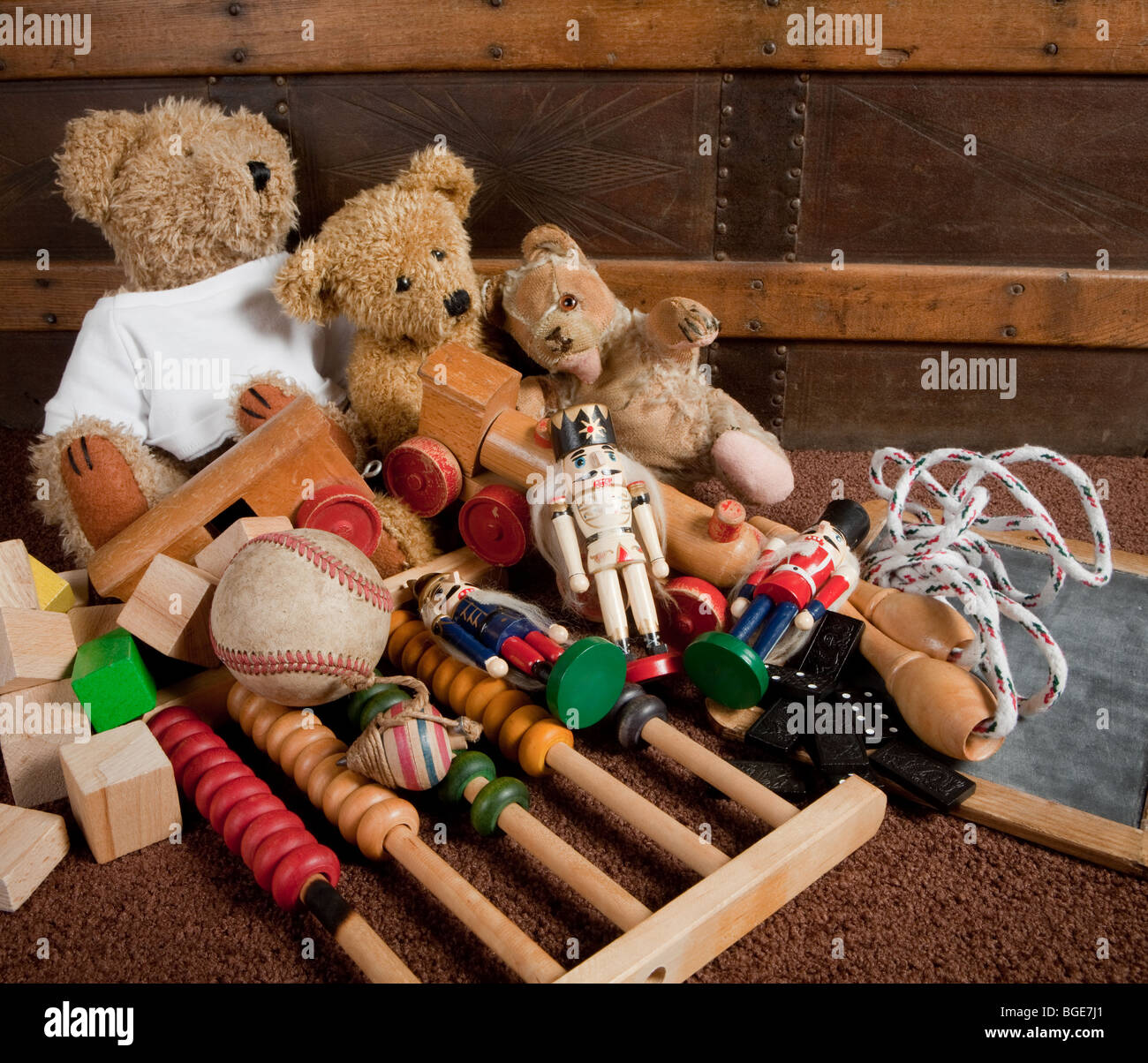 Bear toy cheap chest
