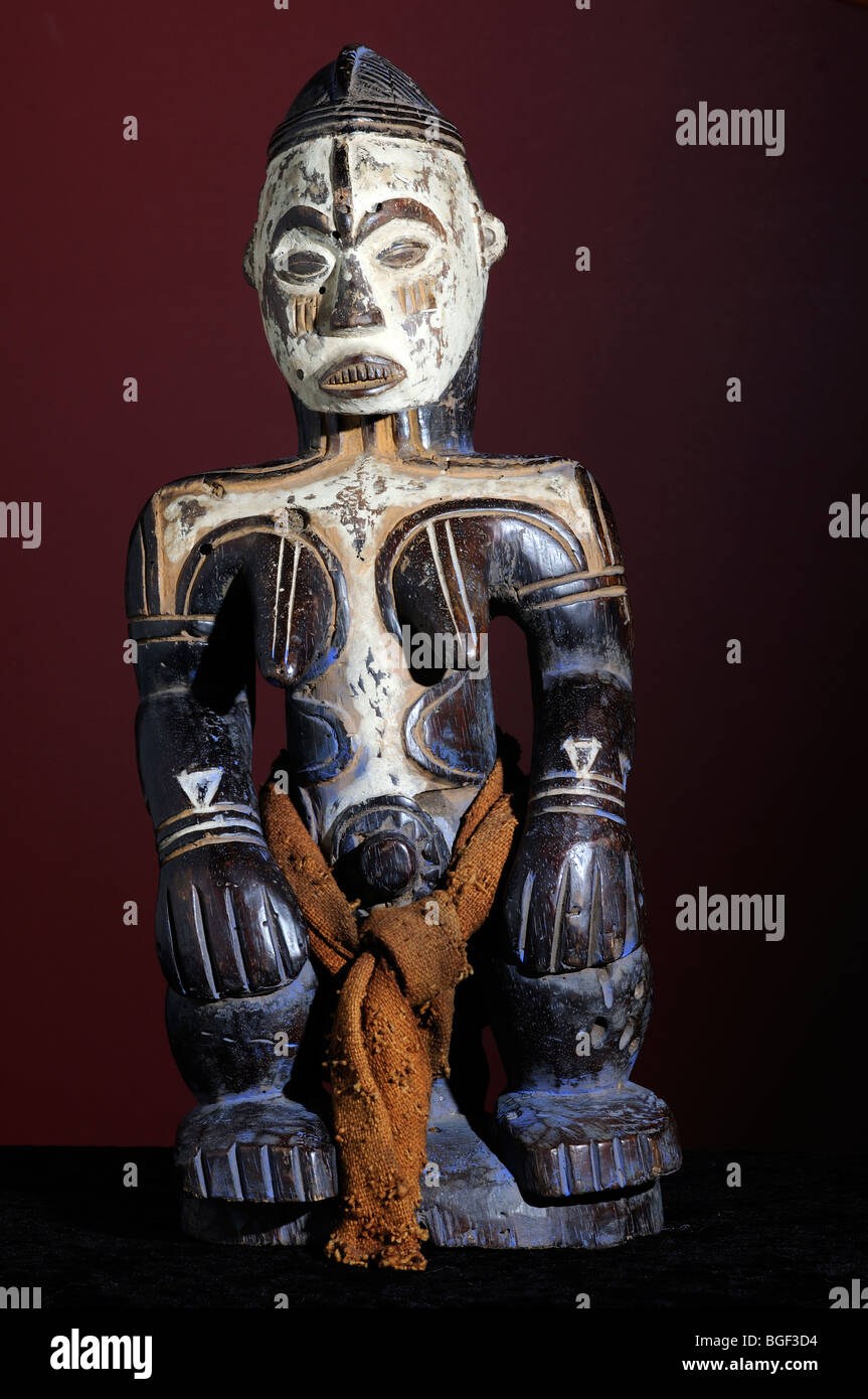 carved wooden figure from Democratic Republic of Congo Stock Photo