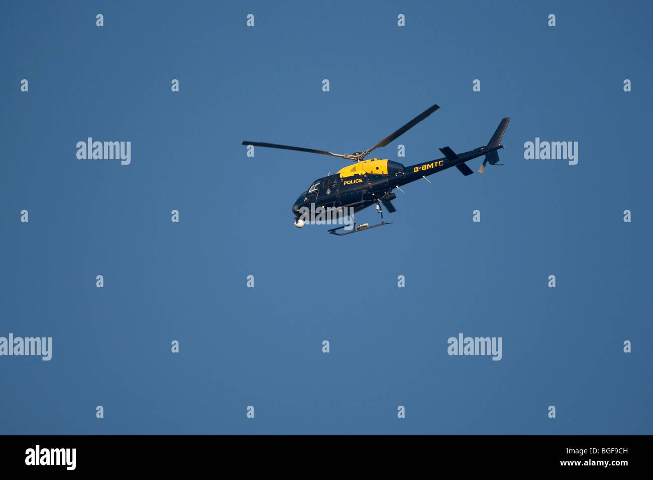 Police helicopters hi-res stock photography and images - Alamy