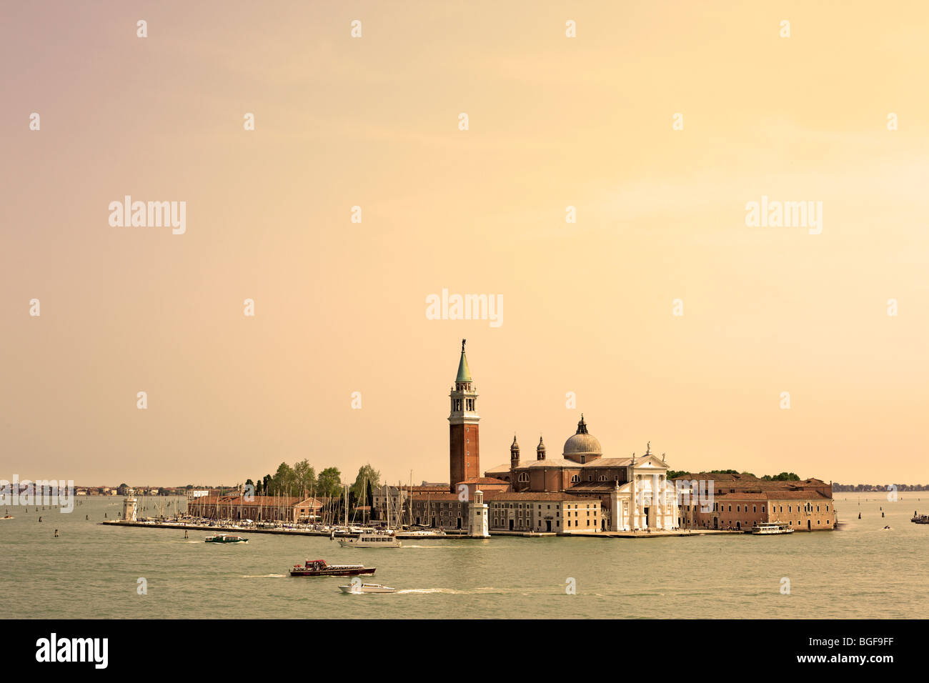 San giorgio maggiore at dusk and - images stock Alamy photography hi-res