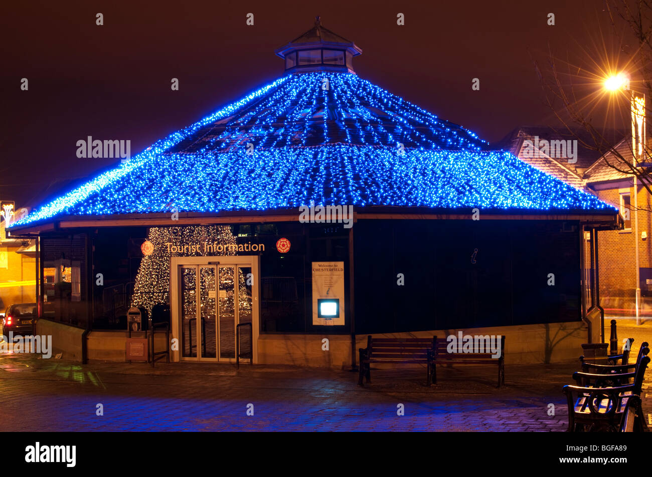 Chesterfield Tourist center Christmas lights in the town at night