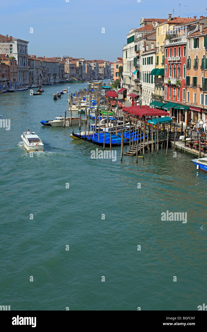View of the Grand Canal from Rialto Bridge (Ponte di Rialto), Venice ...
