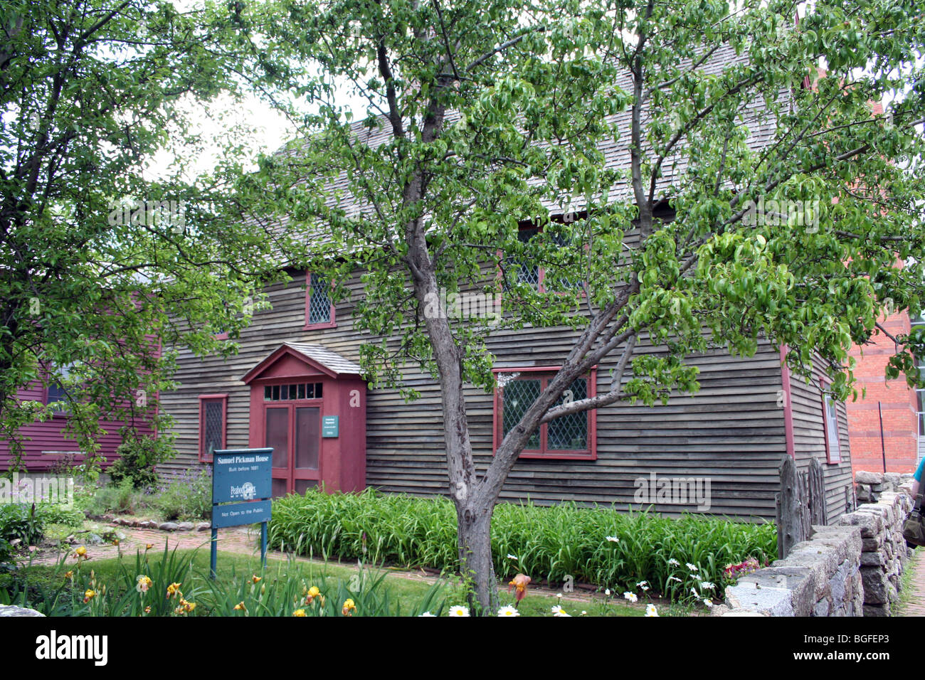 Salem witch house hires stock photography and images Alamy