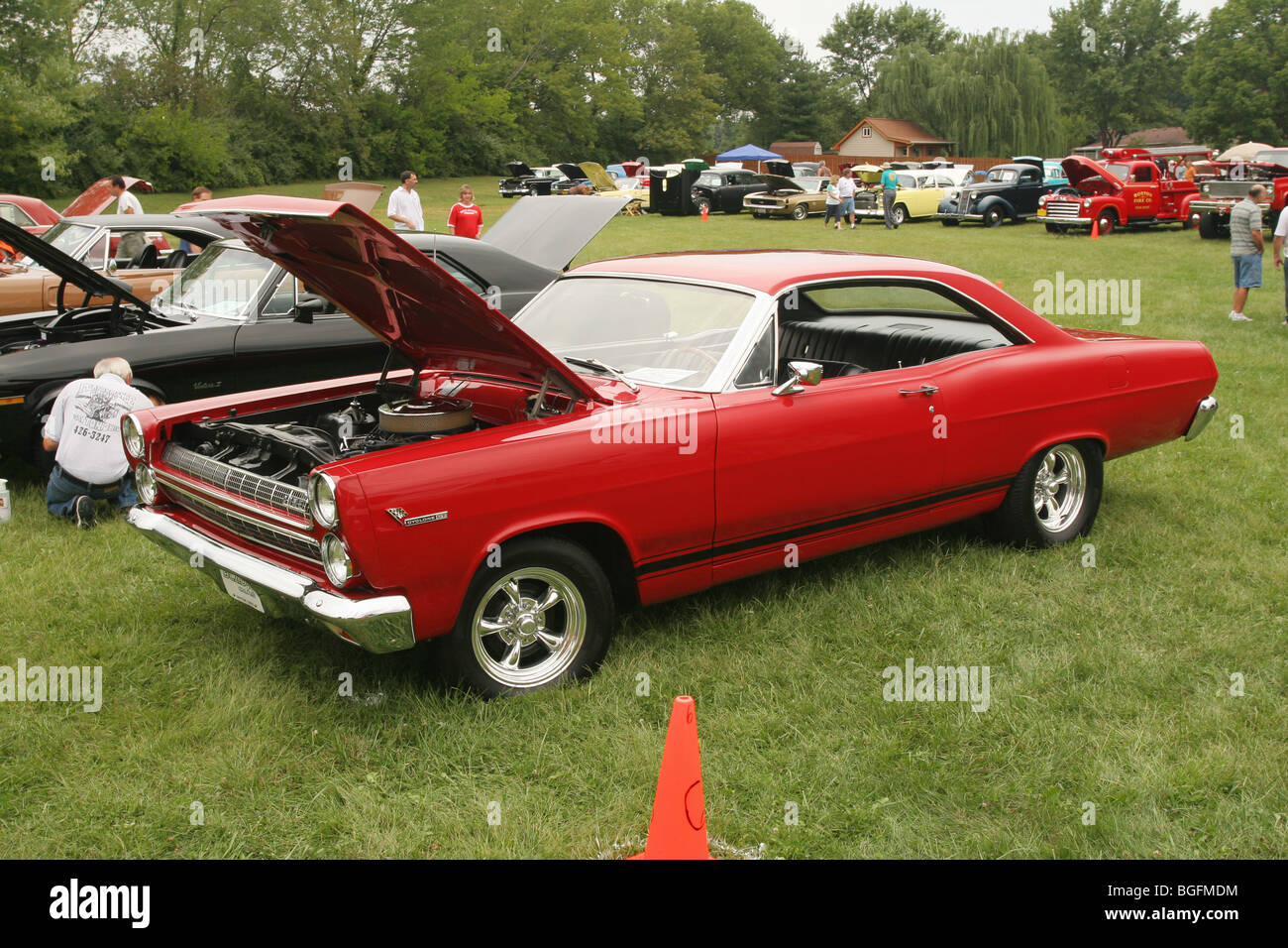 Auto 1966 Mercury Comet Cyclone GT. Beavercreek Popcorn Festival Car