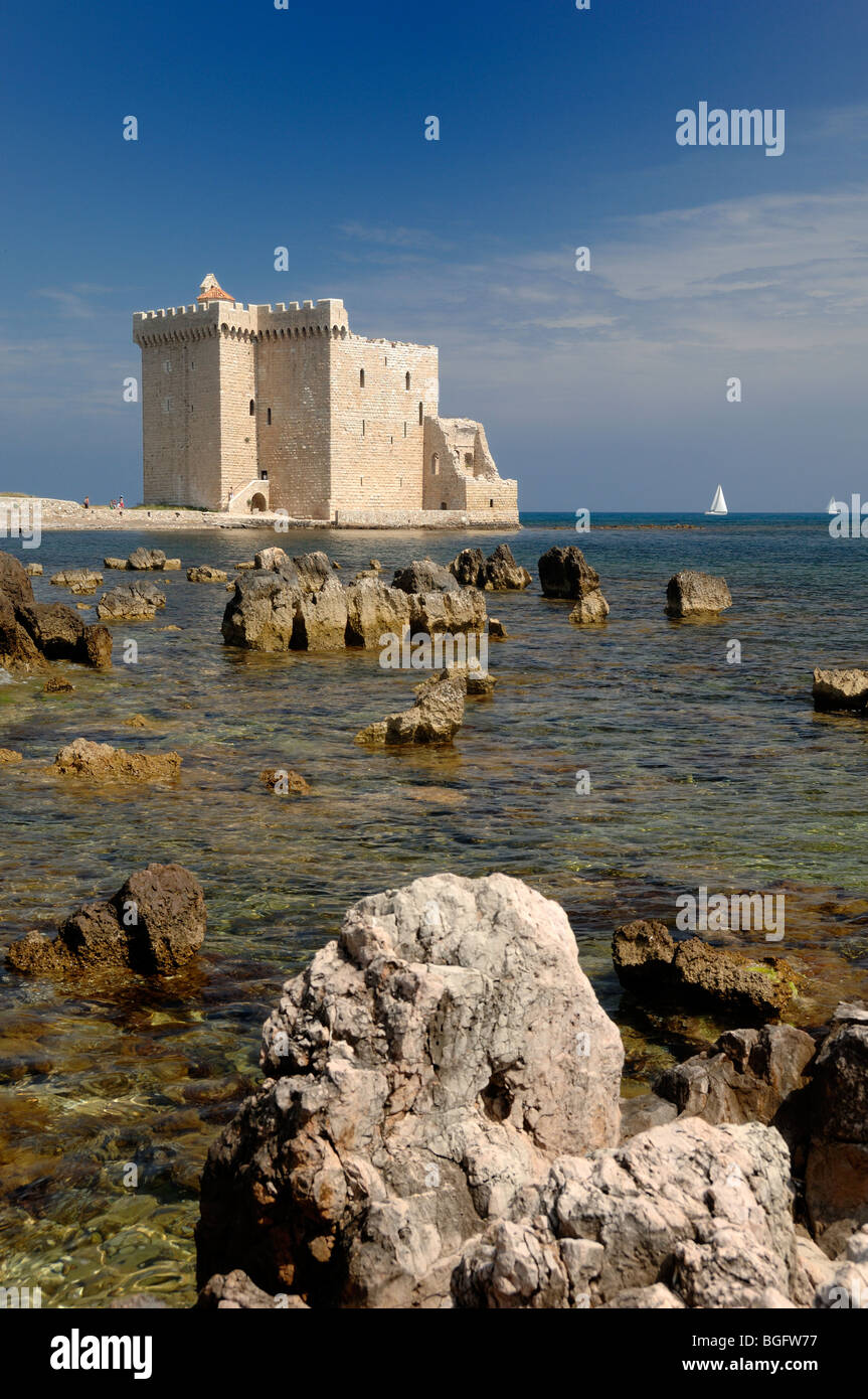 Fortified Medieval Lérins Monastery, Mediterranean Coast & Yacht, Île