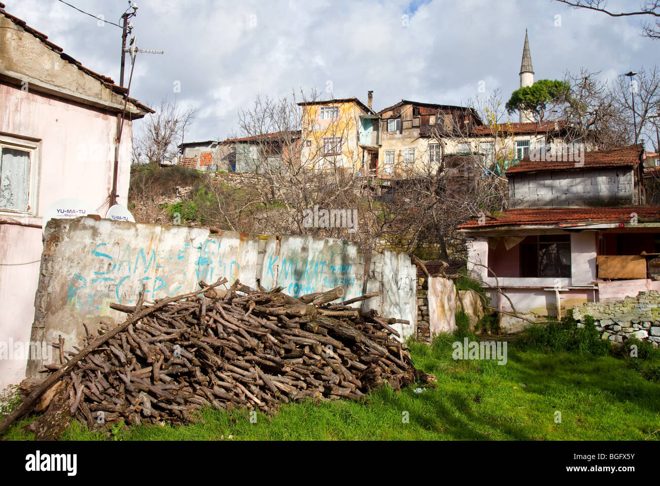 Istanbul fener old houses hi-res stock photography and images - Alamy