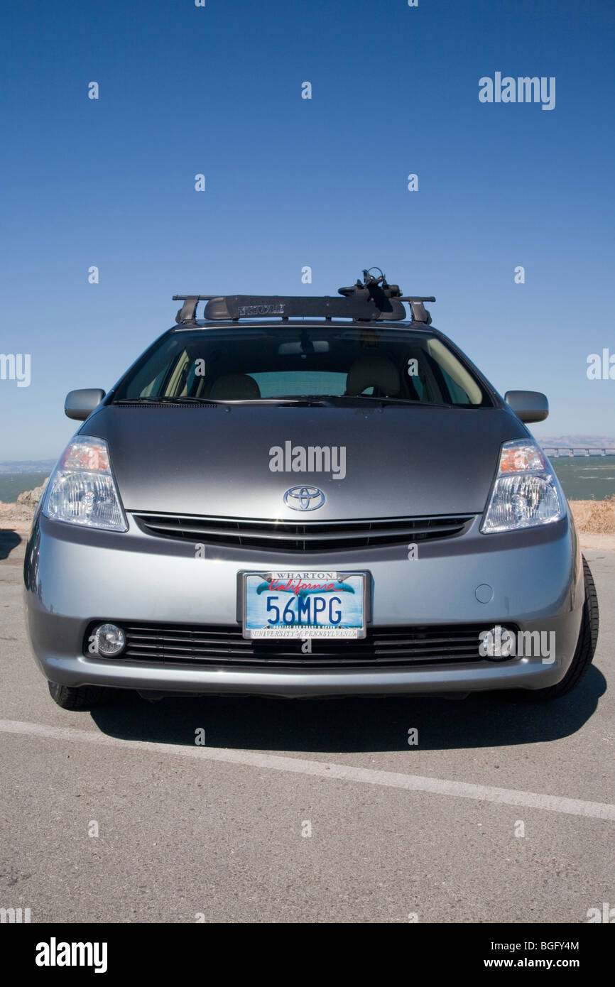 Front view of Kendrick Li's 2004 Toyota Prius has a "56 MPG" (56 miles