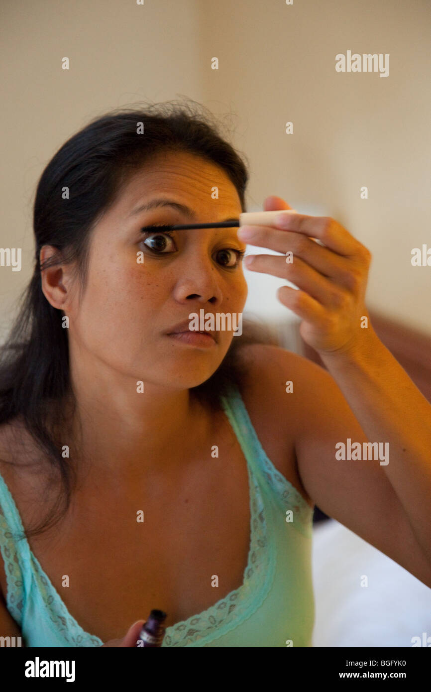 Girl mirror makeup hi-res stock photography and images - Alamy