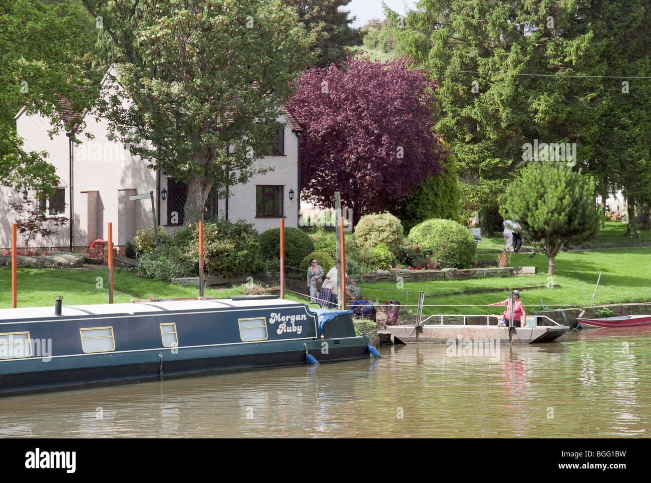 The hampton ferry on the river avon evesham worcestershire england uk Stock Photo Alamy