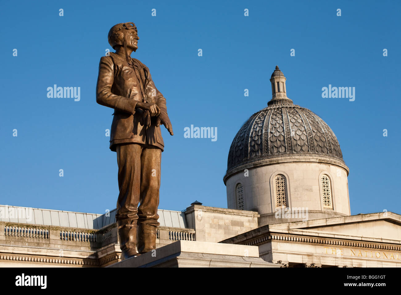 Sir Keith Park, 'Defender of London' 1940 statue, Trafalgar Square ...