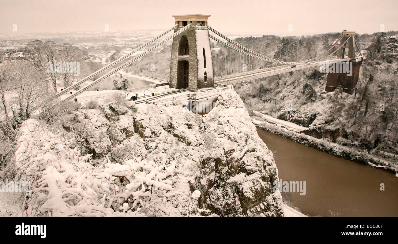 Snow covered Clifton suspension bridge from Observatory Hill Bristol Stock Photo