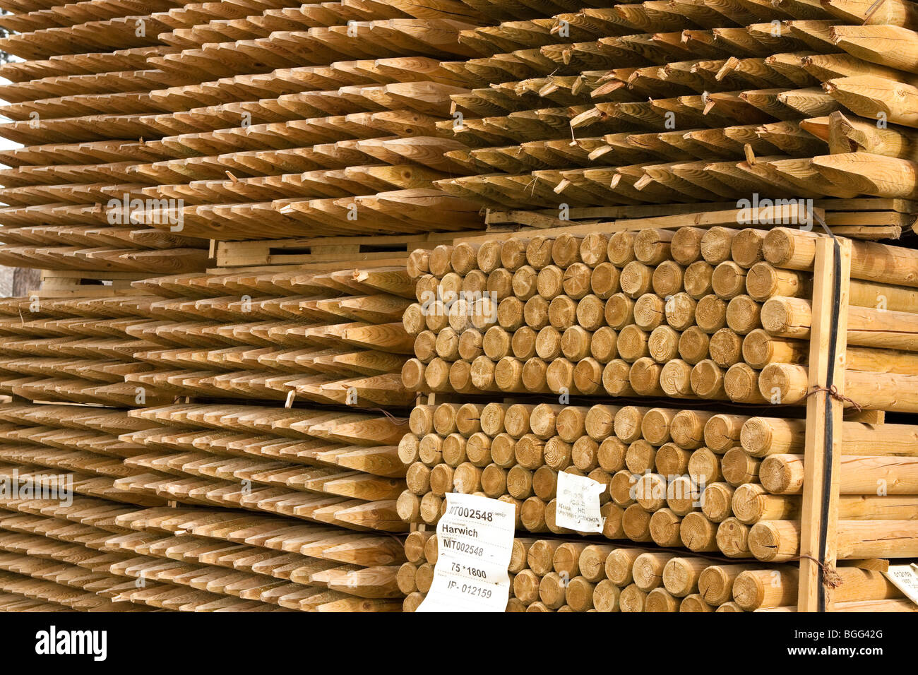 Wood and fencing supplies Stock Photo Alamy