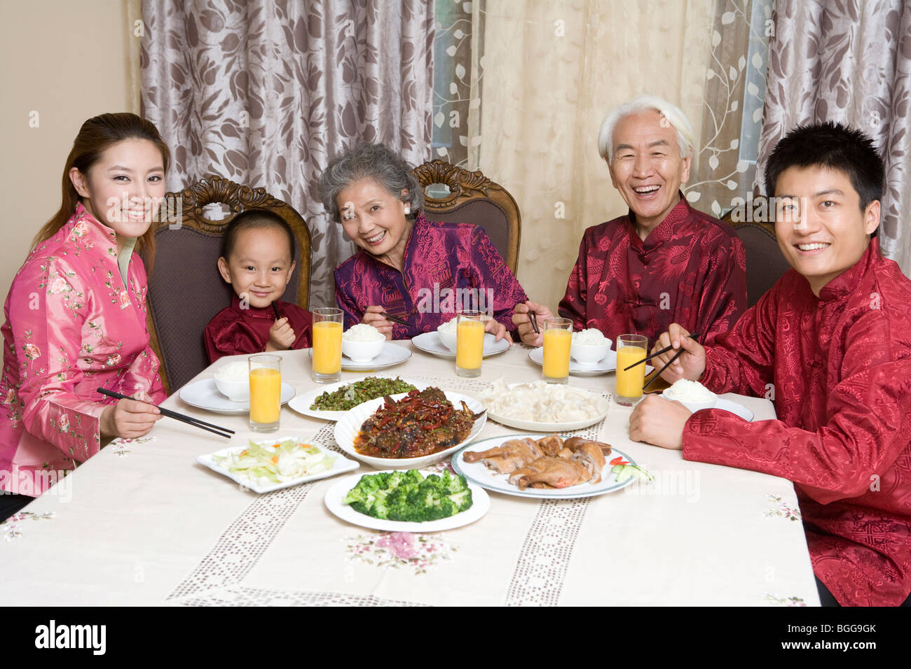 what to wear to chinese new year dinner
