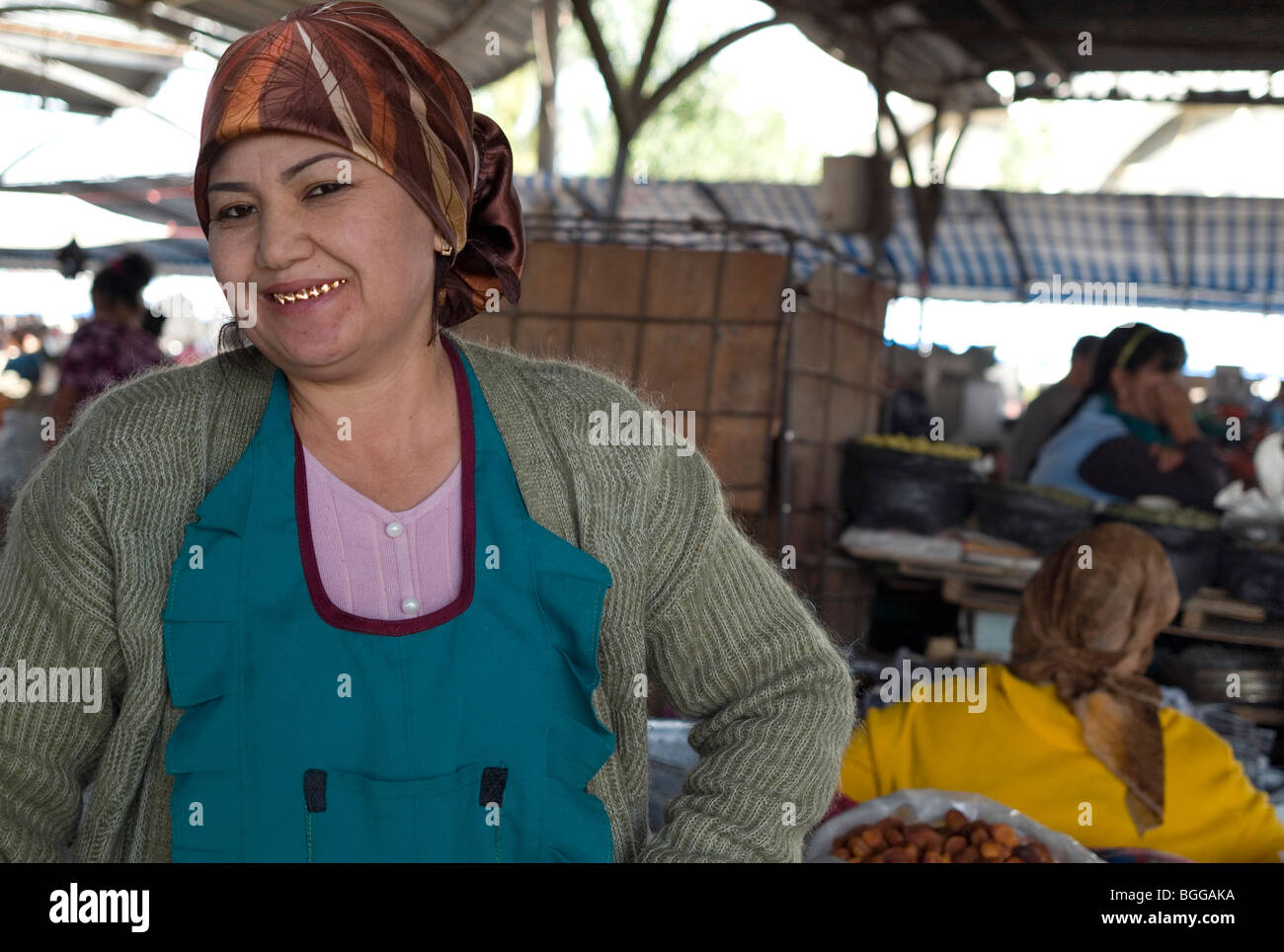 Gold teeth hires stock photography and images Alamy