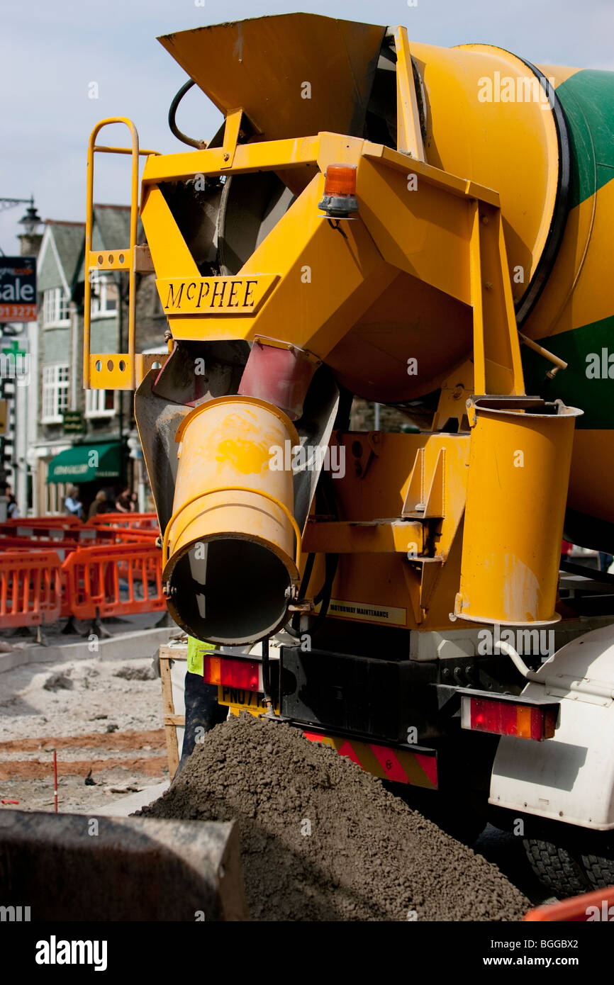 Delivery of ready mix concrete Stock Photo Alamy