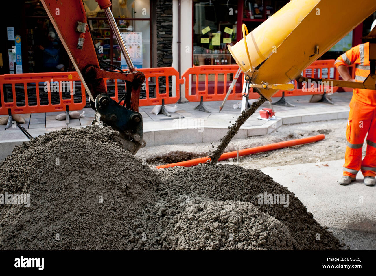 Ready mix concrete truck hires stock photography and images Alamy