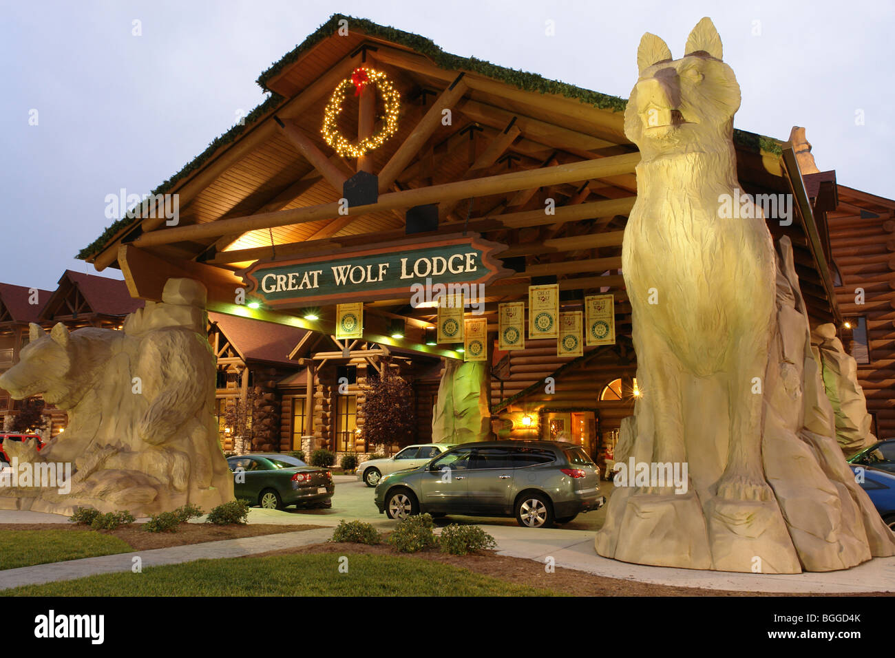 Great wolf lodge hi-res stock photography and images - Alamy