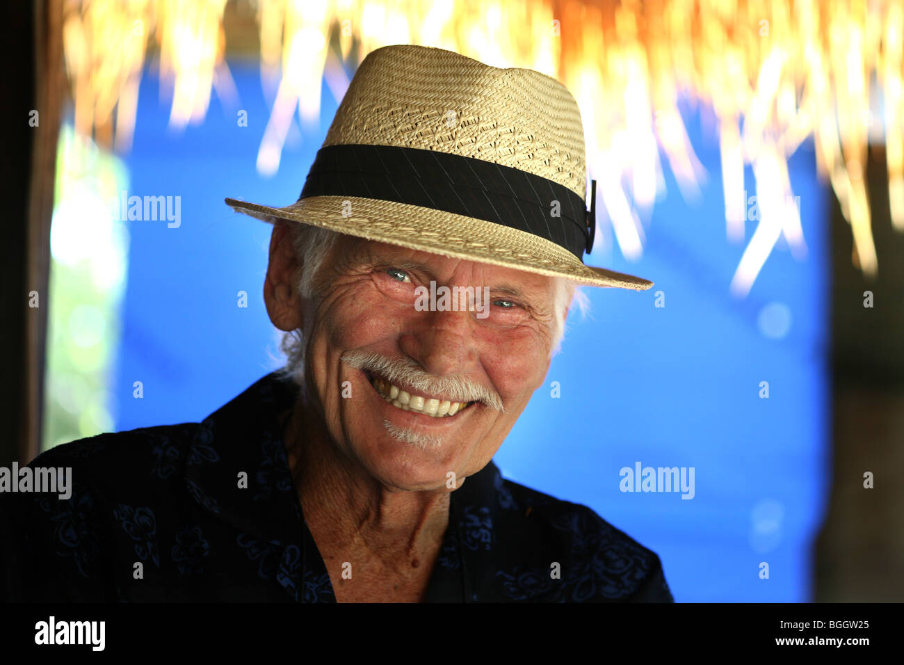 Happy older man hi-res stock photography and images - Alamy