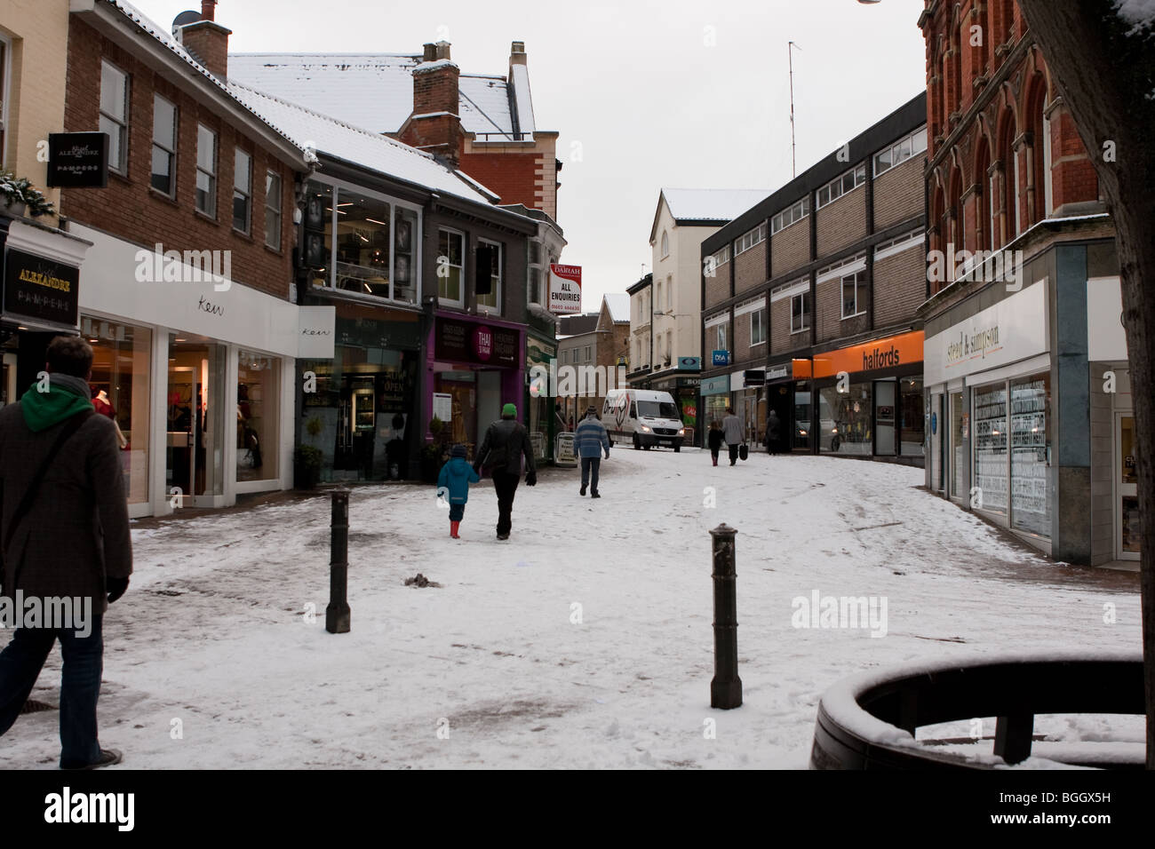 Snow Shopping Street London High Resolution Stock Photography and
