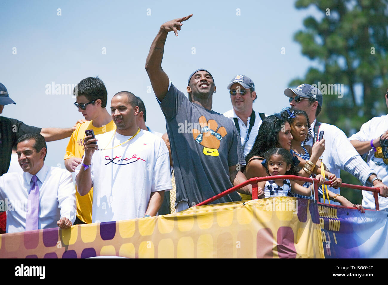 victory-parade-for-2009-nba-champion-los-angeles-lakers-june-16-2009-BGGY4T.jpg