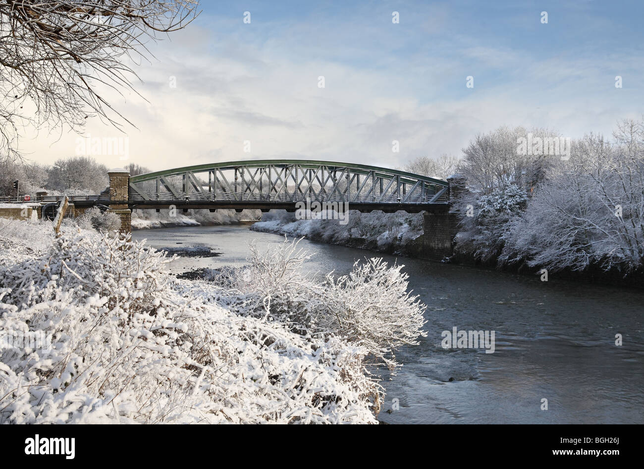 Fatfield Bridge with winter snow Stock Photo