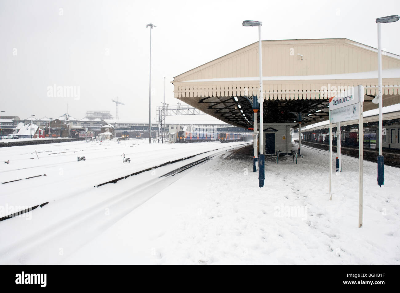 Clapham Junction Station in Southwest London in the snow - Britain's busiest railway station completely deserted Stock Photo
