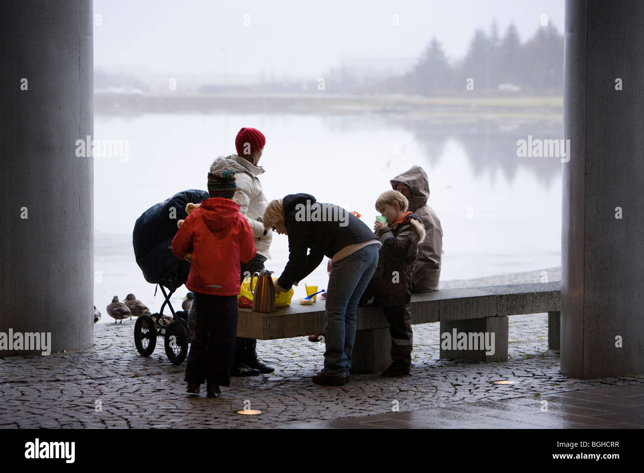 Picnic rain hires stock photography and images Alamy