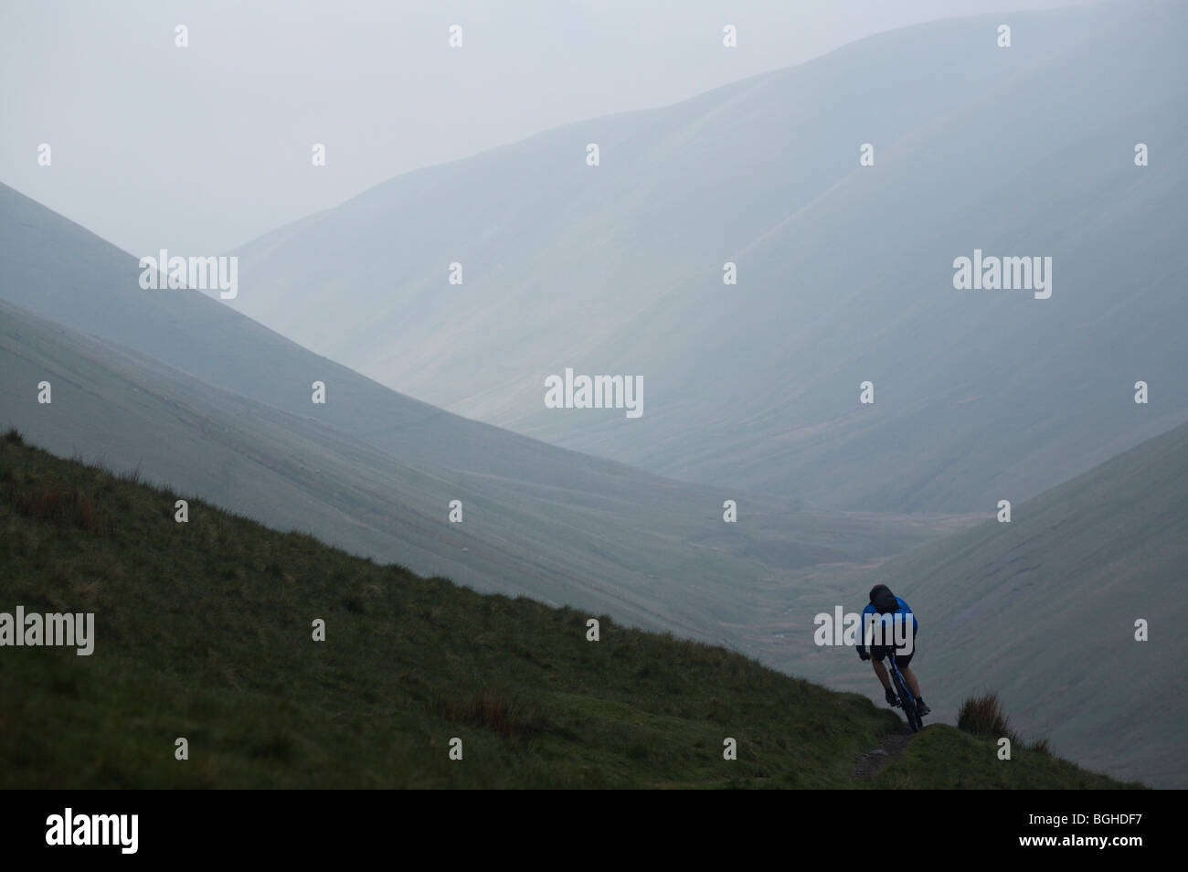 Mountain Bikers at Howgill Fells in North Yorkshire Stock Photo