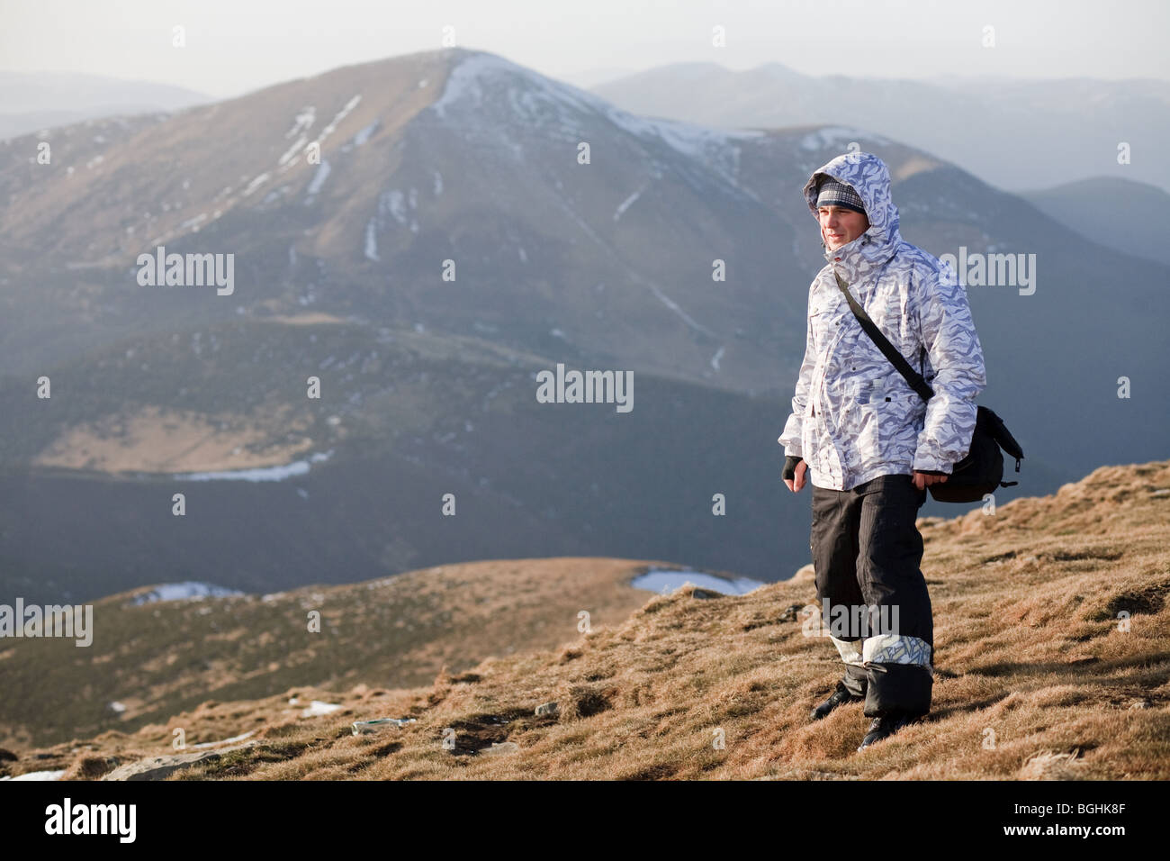 Climber go mountain hi-res stock photography and images - Alamy