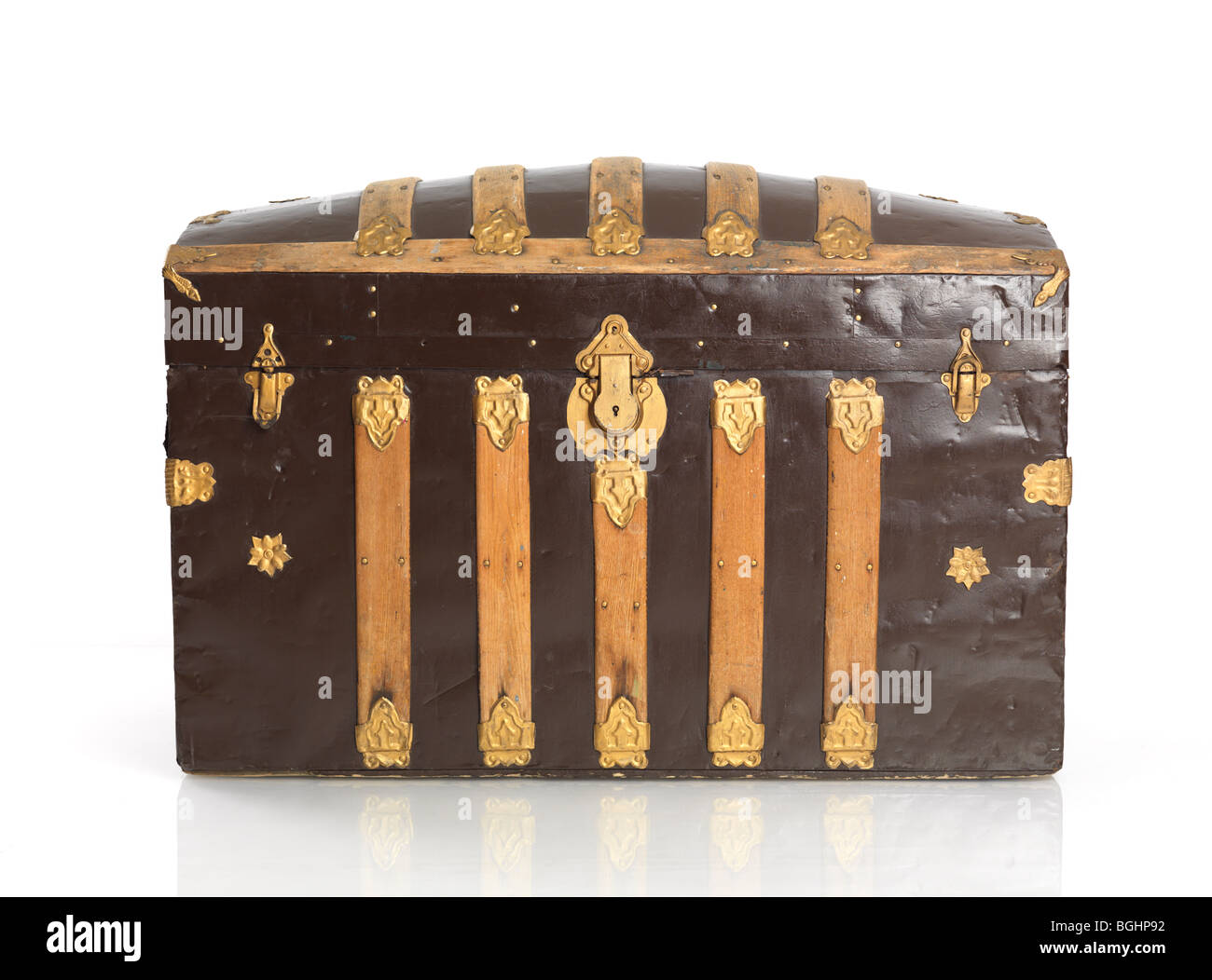 Treasure chest isolated on white background Stock Photo - Alamy