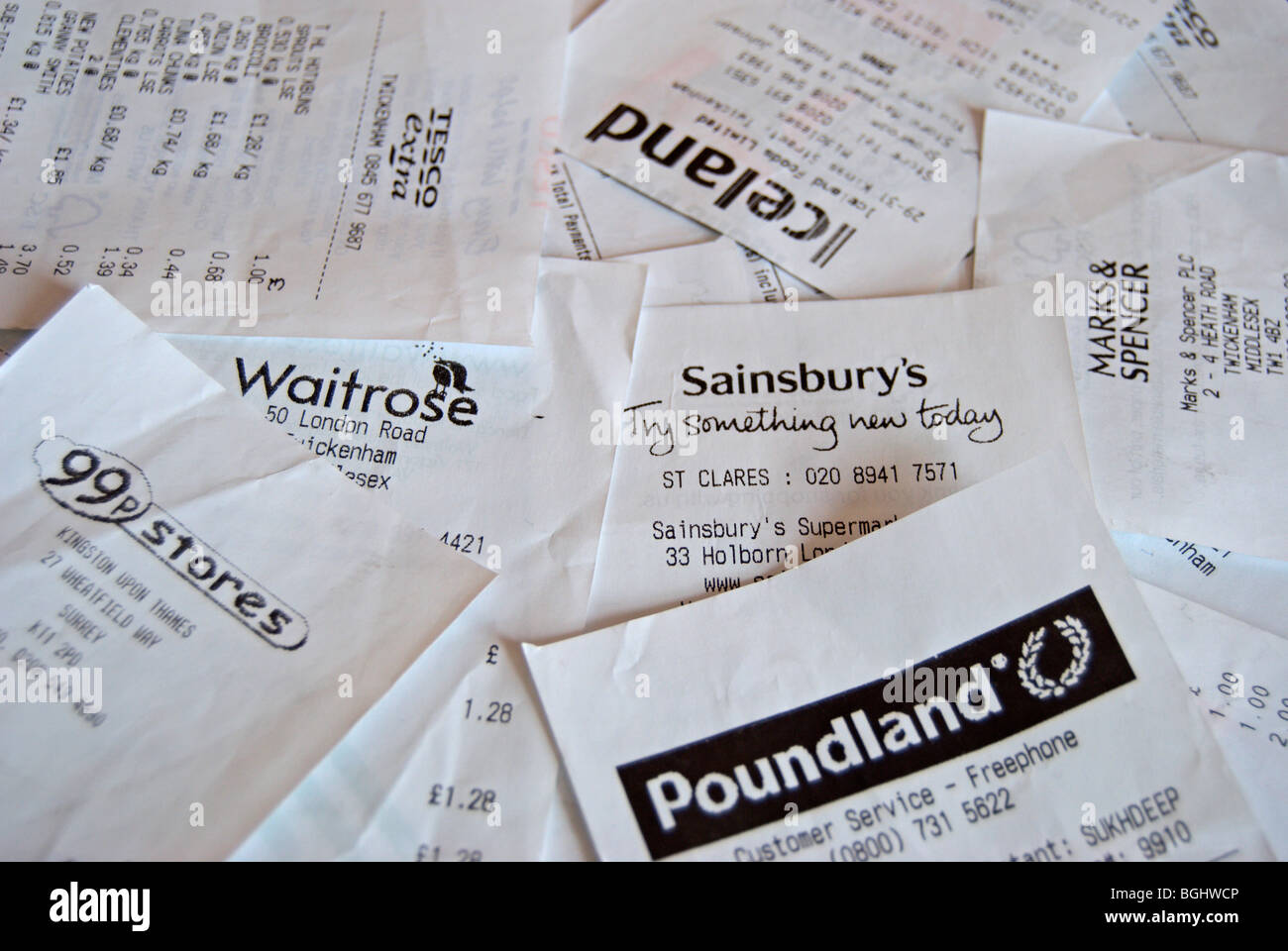 scattered till receipts from british supermarkets Stock Photo