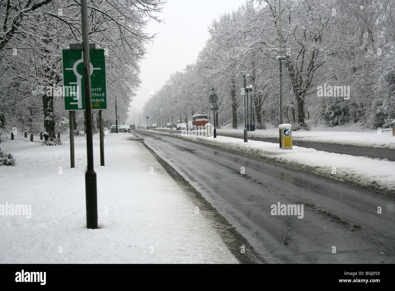 A Winter Snow Scene, the A41 Road Near Leavesden, Watford, Hertfordshire, UK Stock Photo Alamy