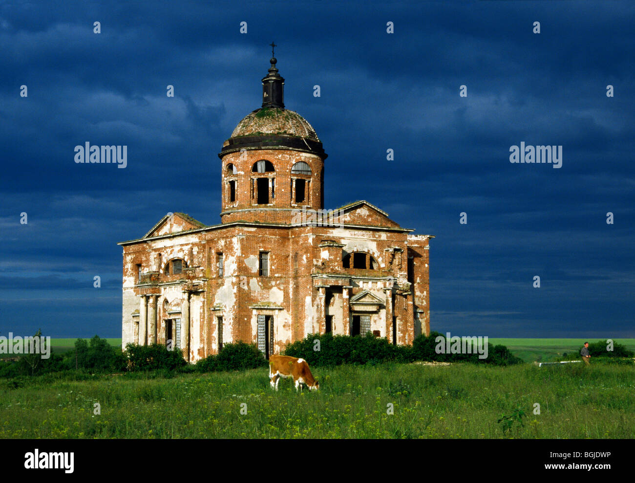 Abandoned church in Novotroitzkoye, Orel region, Russia Stock Photo