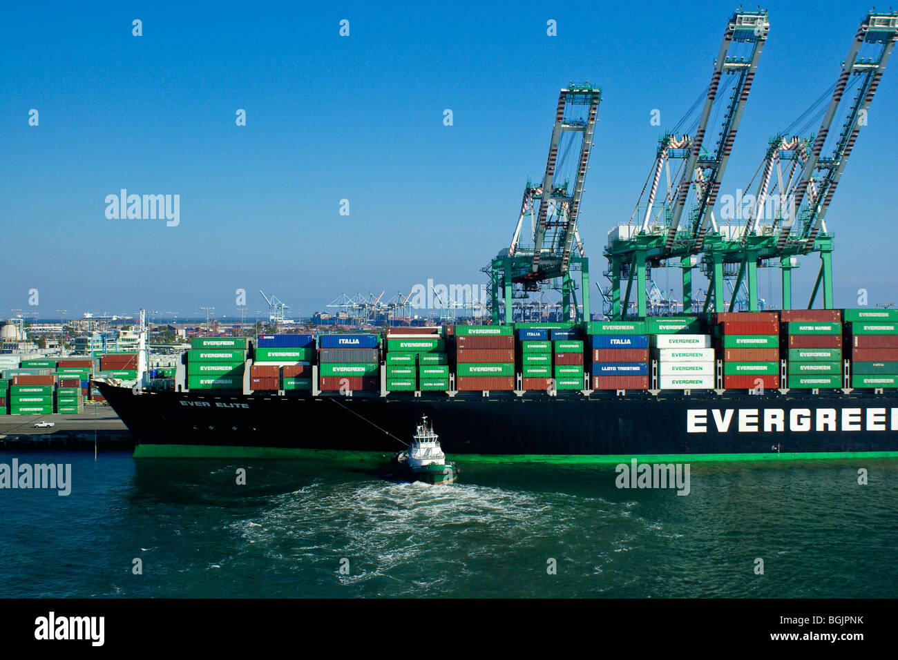Container ship and tugboat, Port of Los Angeles, California Stock Photo ...