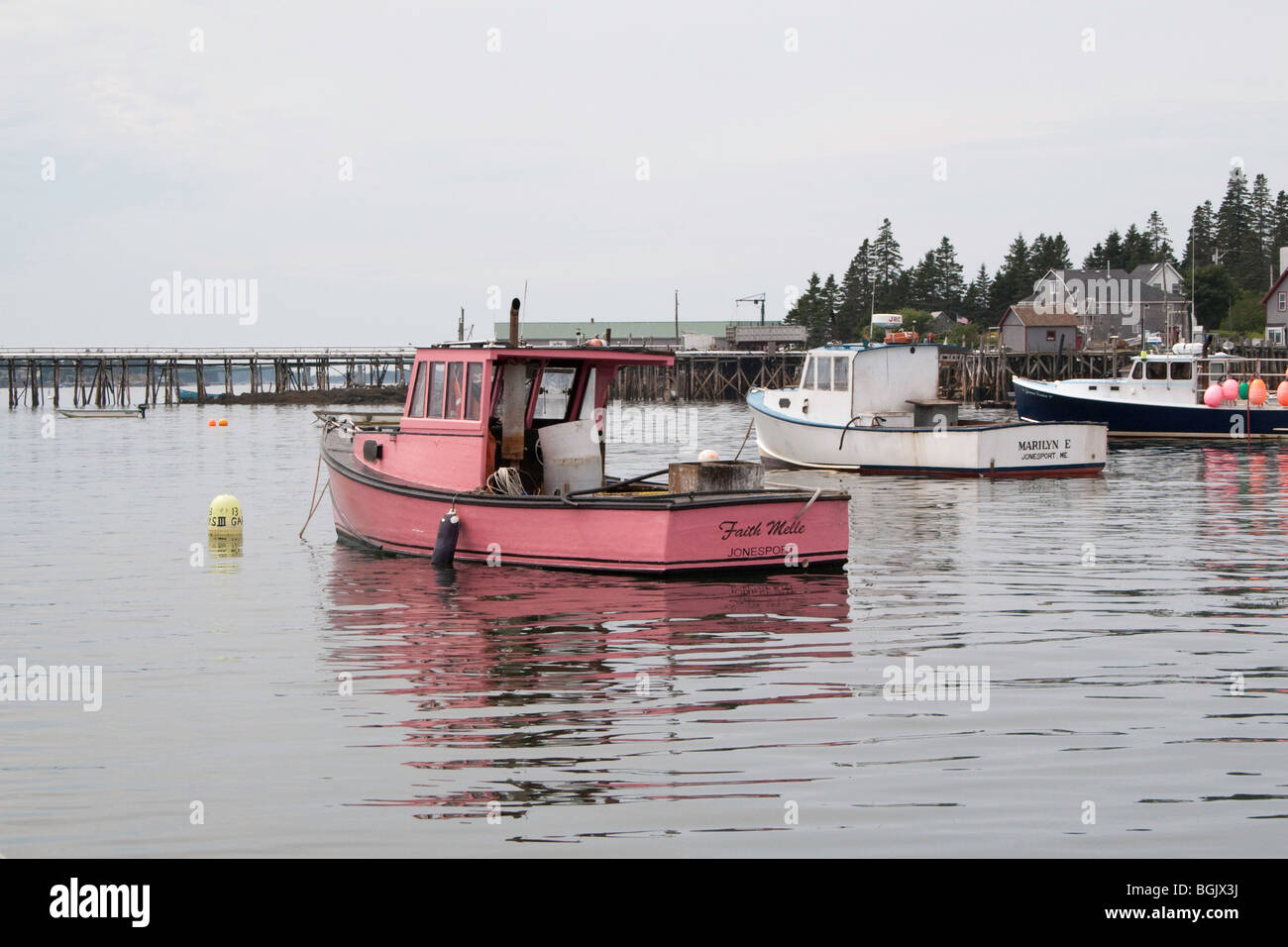 Pink Lobster Boat FAITH MELLE, Sawyer Cove, Jonesport, Maine Stock Photo