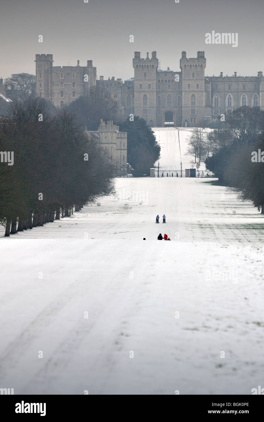 Windsor Castle in winter snow Stock Photo Alamy