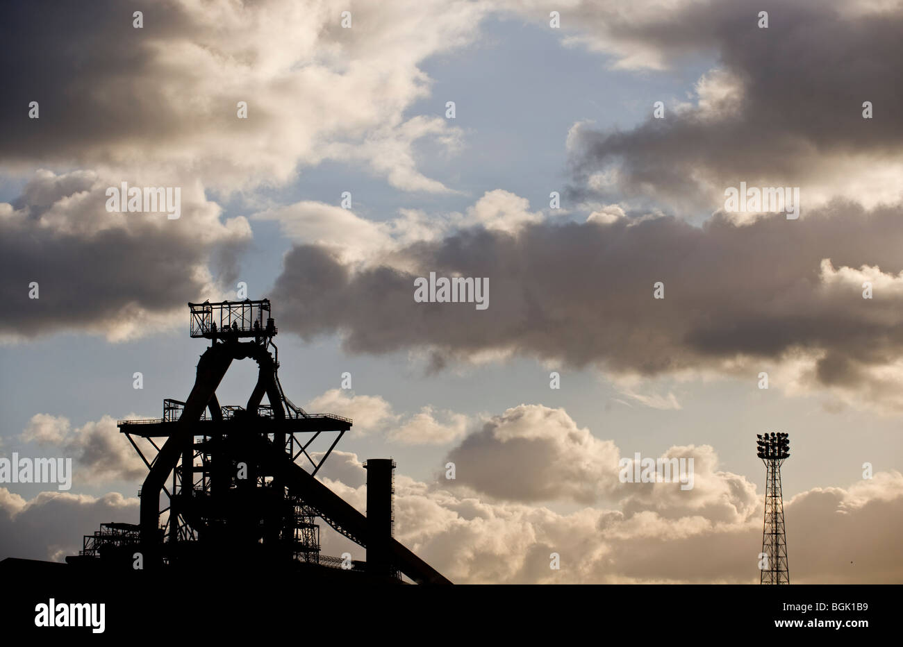 Silhouette blast furnace redcar corus hi-res stock photography and ...