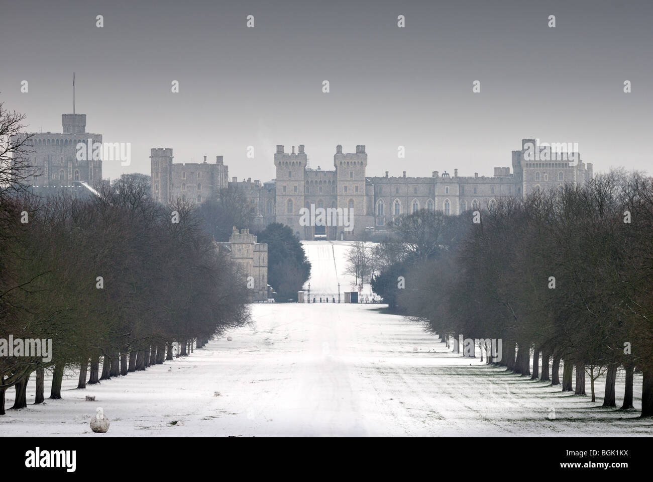 Windsor Castle in winter snow Stock Photo Alamy