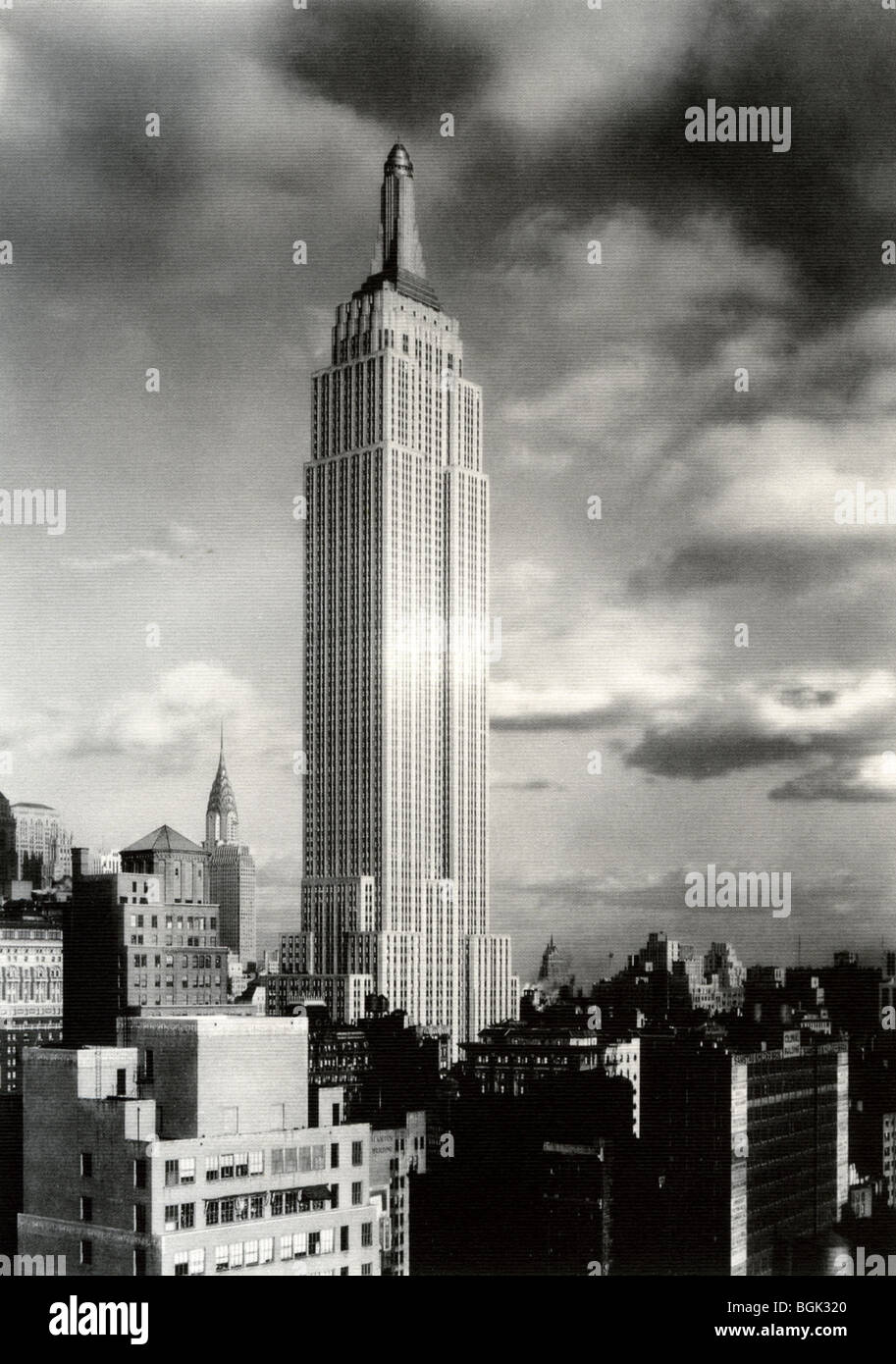 1930-1933 by Lewis Hine The Empire State Building Photographs 1874-1940 